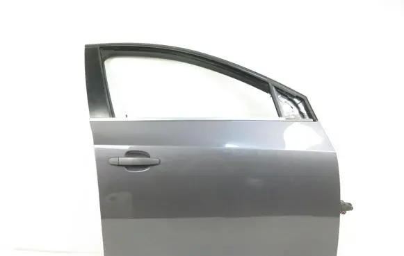 Chevrolet Cruze Front door
