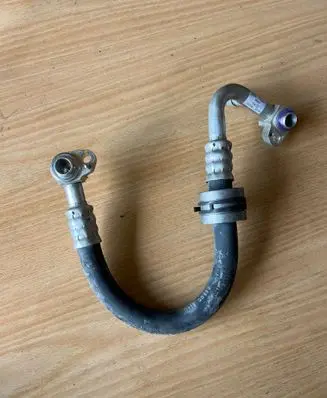 BMW 5 G30 G31 G38 Air conditioning (A/C) pipe/hose 9321603 6453