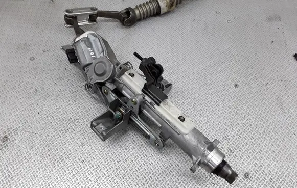Mercedes-Benz C W203 Steering wheel axle 2034620205
