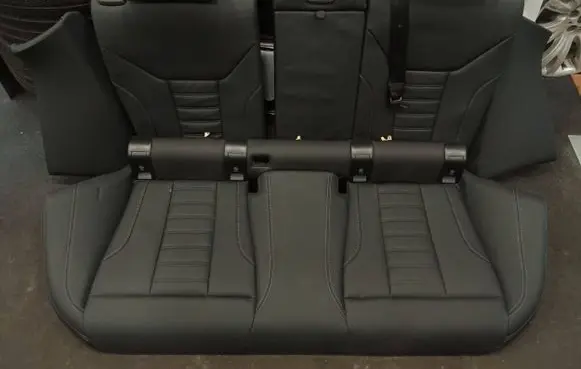 BMW 4 G22 G23 G24 G26 Rear seat 1102031082 5A0C425 5A0C426