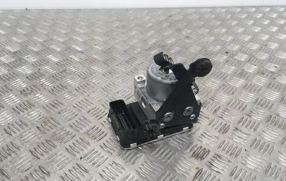Volvo XC90 ABS Pump 31445476