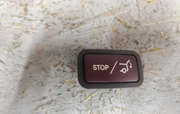 Mercedes-Benz C W205 Tailgate/trunk/boot open switch 2128210651 31020305