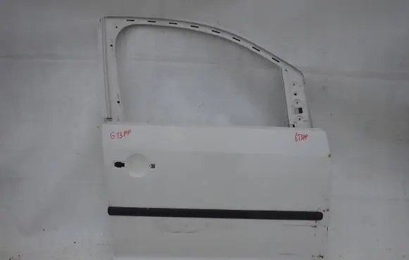 Volkswagen Caddy Front door