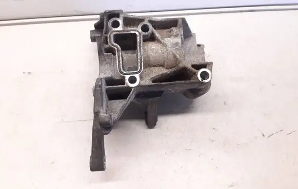 Audi A6 S6 C6 4F Engine mounting bracket 059145169AA