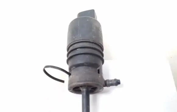 Audi TT Mk1 Windscreen/windshield washer pump 1K5955651