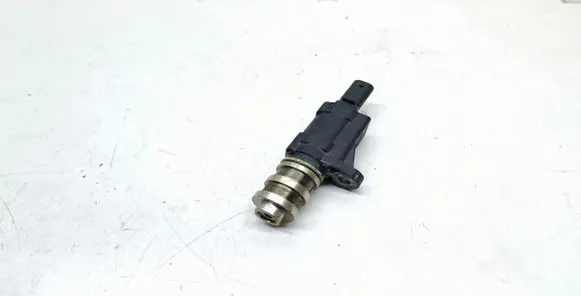 BMW 4 F32 F33 Camshaft vanos timing valve 7639993