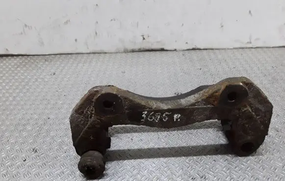 Mitsubishi Outlander Front Brake Caliper Pad/Carrier 