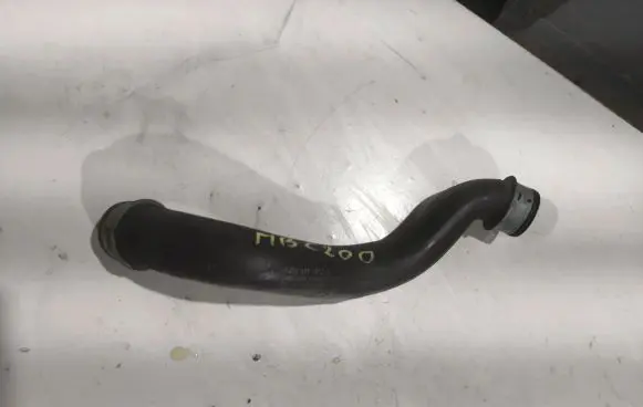 Mercedes-Benz C W204 Coolant pipe/hose A2045011582 6254123038