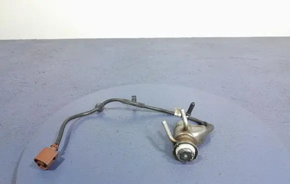 Fuel injector