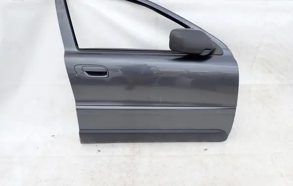 Volvo XC70 Front door