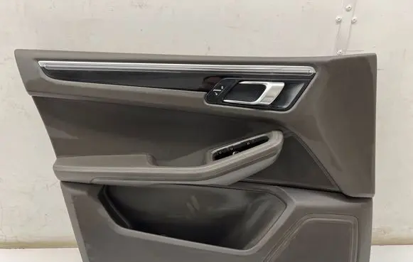 Porsche Macan (95B) Front door card panel trim 95B863979