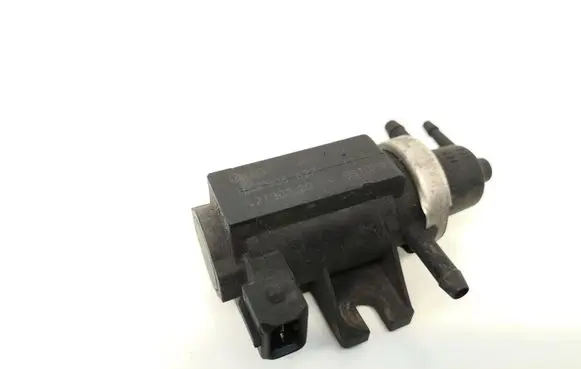 Volkswagen Golf IV Turbo solenoid valve 1H0906627 72190320