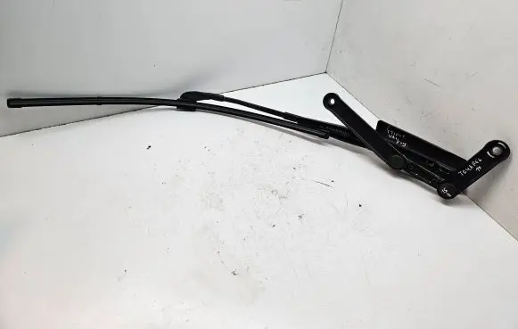 Volkswagen Touareg II Front wiper blade arm 3392125790