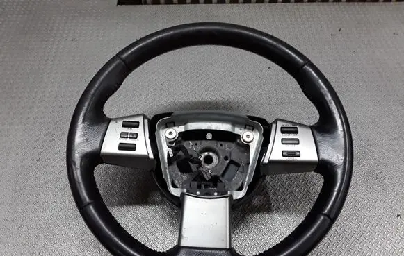 Nissan Maxima A34 Steering wheel 484307Y302