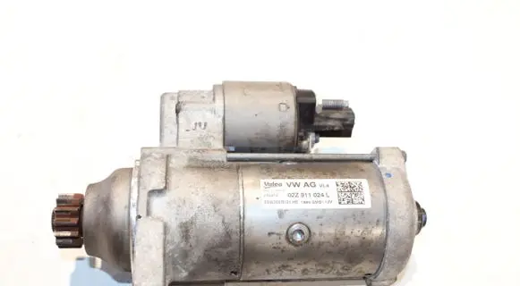 Volkswagen Golf VII Starter motor 02Z911024L