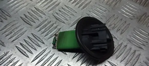Seat Ibiza III (6L) Heater blower fan relay 