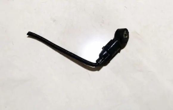 Audi A3 S3 8P Detonation knock sensor 030905377C