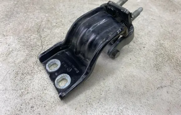 Volkswagen PASSAT B6 Tailgate/trunk/boot hinge 3C9827302D