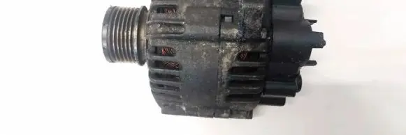 Renault Megane II Generator/alternator 8200386806 2542945b