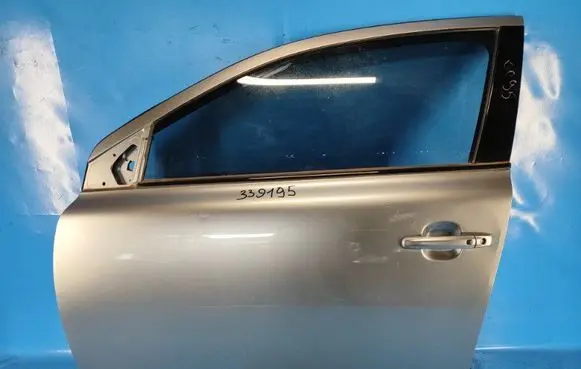 Suzuki Kizashi Front door 6800257820