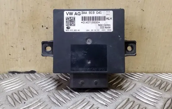 Volkswagen PASSAT B7 Other control units/modules 3AA919041 8ES01045240