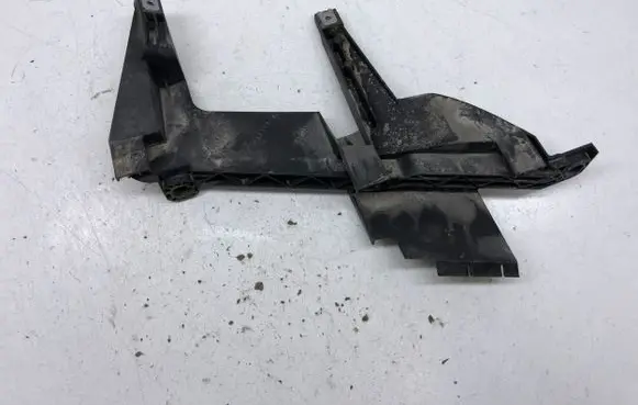 BMW X3 E83 Headlight/headlamp mounting bracket 1301073025