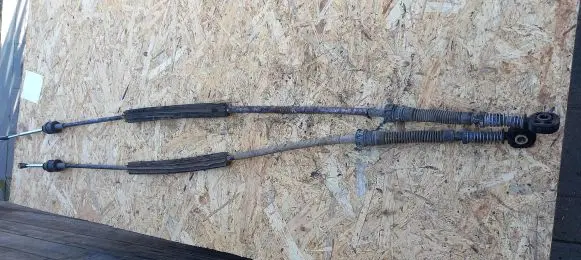 Volkswagen Polo IV 9N3 Gear shift cable linkage