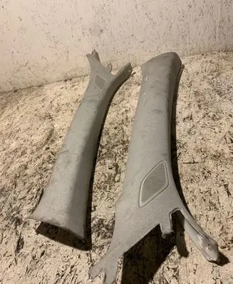 Volvo XC40 (A) pillar trim 32244572