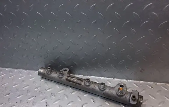 Fuel main line pipe