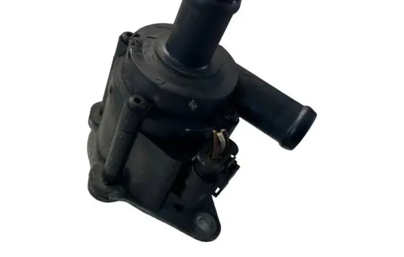 Volvo V60 Electric auxiliary coolant/water pump 31338211 15T106 704773000
