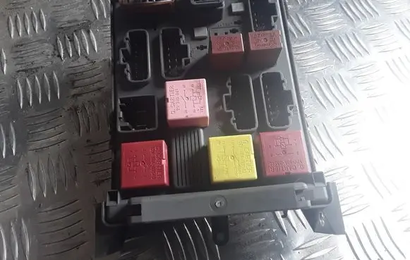 Renault Laguna II Comfort/convenience module 8200004201E 8200447438 518837109