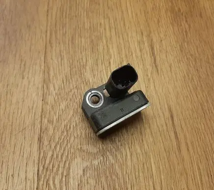 Mercedes-Benz GLE (W166 - C292) Airbag deployment crash/impact sensor A0009057600
