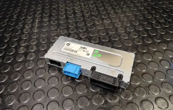 BMW 7 F01 F02 F03 F04 Gateway control module 9213187