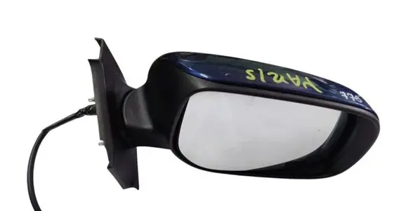 Toyota Yaris Front door electric wing mirror 879100D210