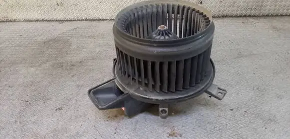 Volkswagen Routan Heater fan/blower AY2727005192