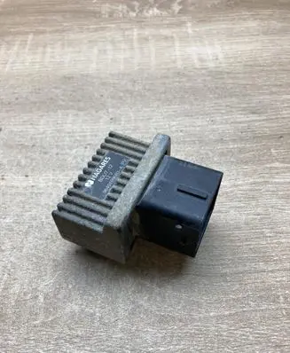 Renault Scenic II - Grand scenic II Glow plug pre-heat relay 9640469680 9640469680A