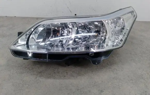 Citroen C4 I Headlight/headlamp 20A664