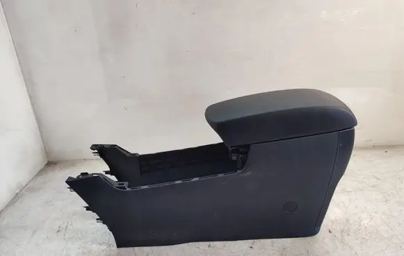 Mazda CX-5 Center console 