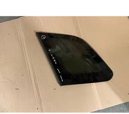 Suzuki Vitara (LY) Rear side window 8459254P00