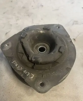 Coil spring mount