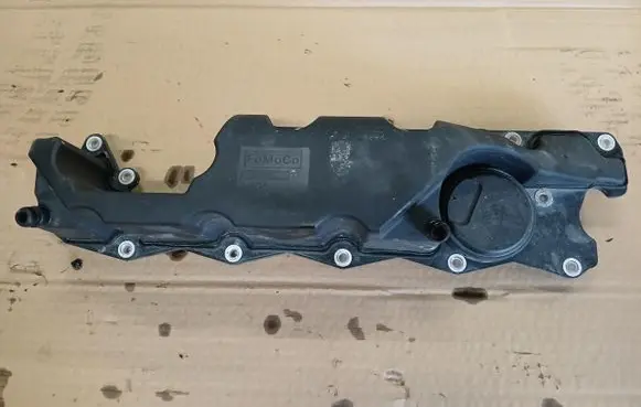 Volvo XC70 Rocker cam cover 6G9N-6M293-AF