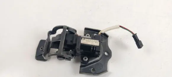 Mercedes-Benz V Class W447 Vent window/glass motor A4476700900 2621006130