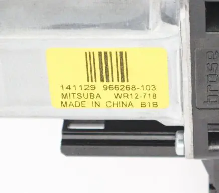 Volvo V40 Front door window regulator motor
