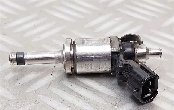 Mitsubishi Eclipse Cross Fuel injector 1465A546