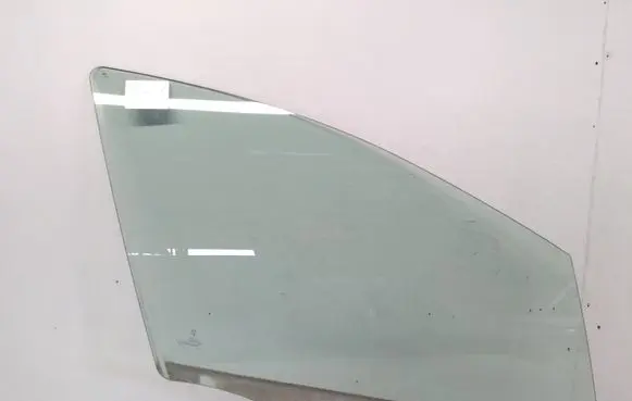 Peugeot 407 Front door window glass four-door