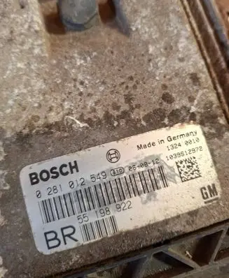 Opel Zafira B Engine control unit/module 0281012549 55198922