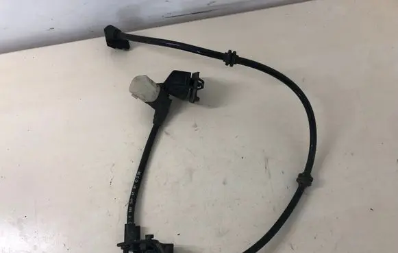 Mercedes-Benz GLE (W166 - C292) Rear ABS sensor wiring A1665405709