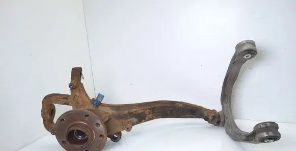 Volkswagen Touareg I Front wheel hub spindle knuckle 7L6407258Q