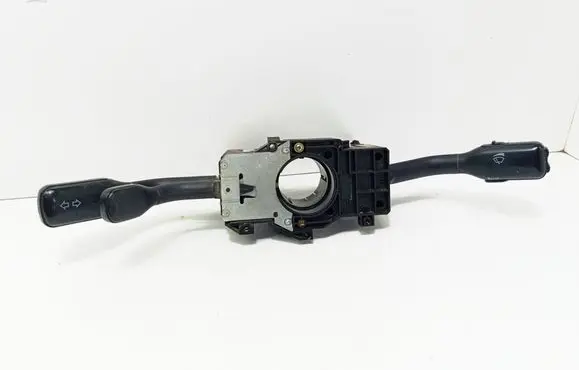 Wiper turn signal indicator stalk/switch