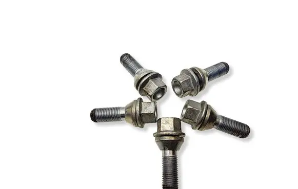 Volvo XC40 Nuts/bolts 